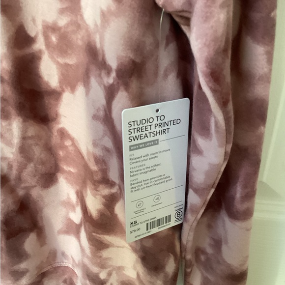 Athleta Studio to Street sweatshirt (PRICEDROP) - Picture 3 of 4